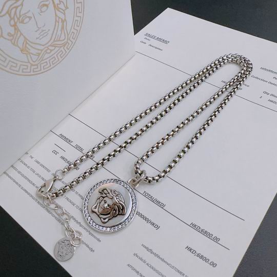 Versace necklace 11lyh57